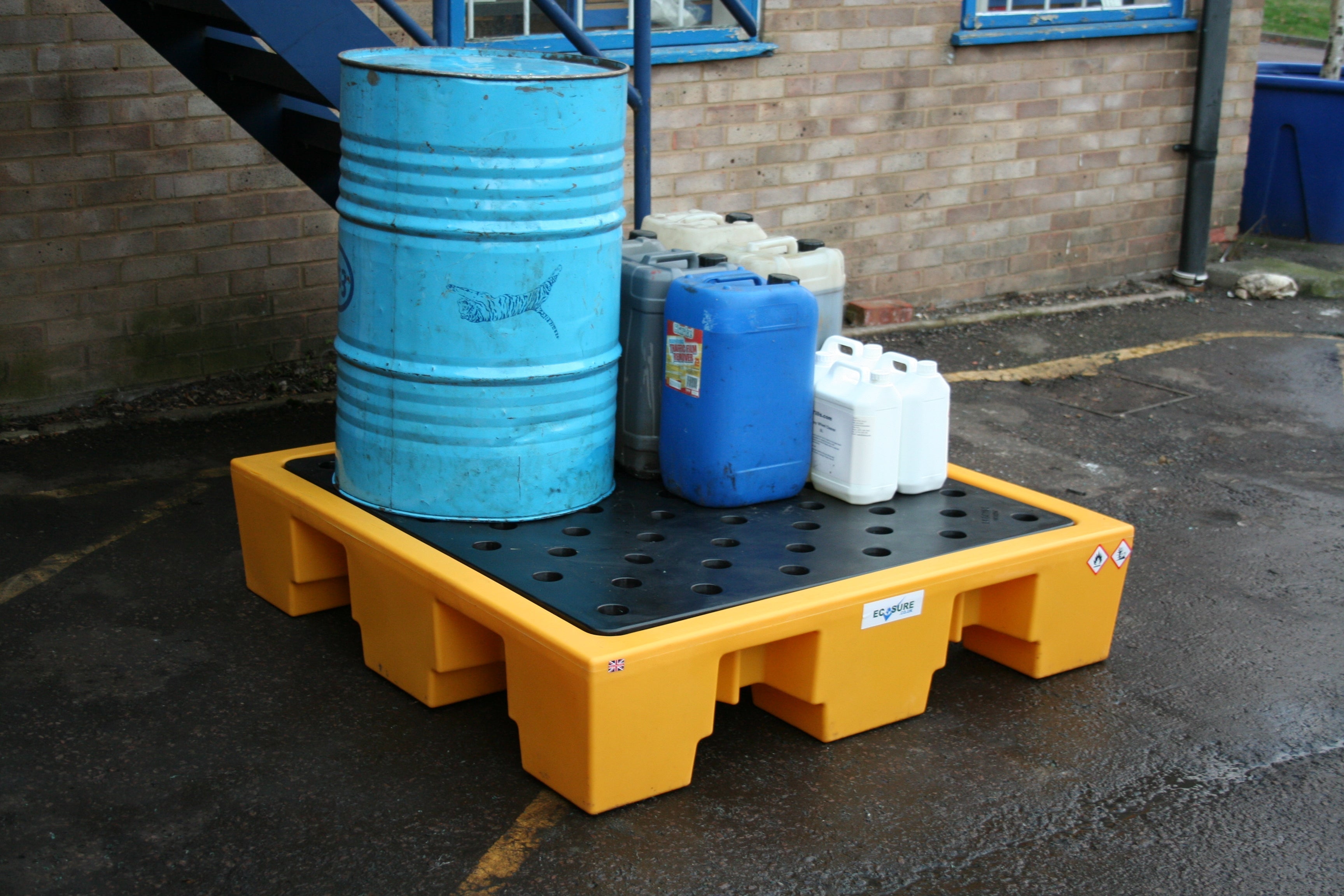 4 x 4 Drum Plastic Spill Pallet - PE Grid
